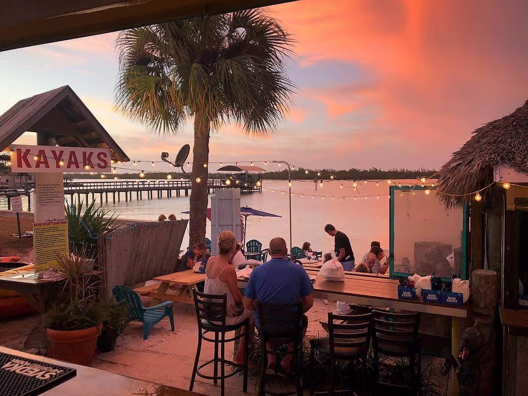 Navigating Hurricane Season: Essential Tips for Florida Restaurant Operators and Staff